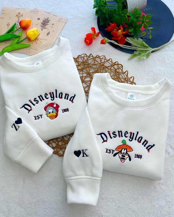 Disneyland Donald Duck & Goofy – Embroidered Youth Sweatshirt