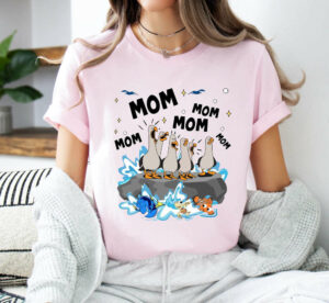 Mom Mom Mom Ocean Life Seagull T-shirt, Amusement Park Fish Adventure Shirt, Family Vacation Matching Tee, Gift for Mom,